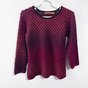 Red Crew Neck Sweater with Textured Pattern Small
